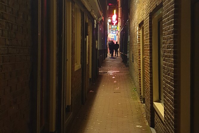 Red Light District Tour by Locals, Small Group (approx 4) - Peepshow Entrance, and How Guides Keep It Respectful