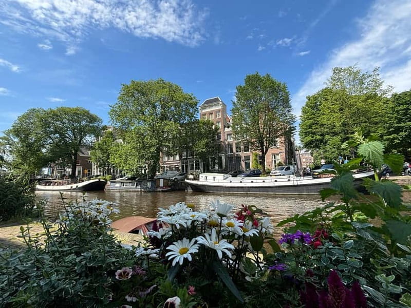 REDKULT: Red Light District & Historical City Center - Who this tour suits best