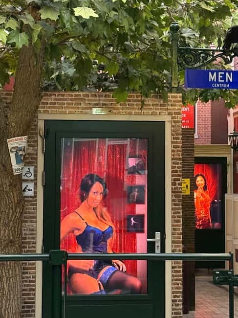 REDKULT: Red Light District & Historical City Center - Entering Amsterdam’s contrast, with context that feels human