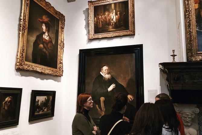 Rembrandt House & Neighborhood Exclusive Guided Walking Tour - Spiegelkwartier and the canal spine: Singelgracht to Spiegelgracht