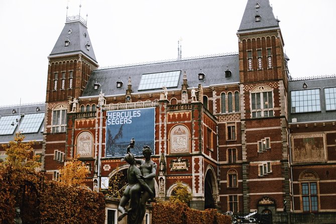 Rijksmuseum Amsterdam Exclusive Guided Tour w/ Reserved Entry - The places with special rules, and how to avoid awkward moments