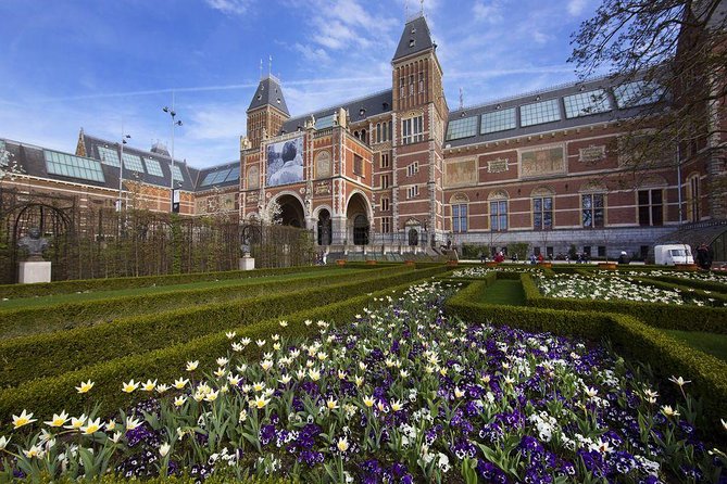 Rijksmuseum Amsterdam Small-Group Tour with Private Upgrade - Where the value really shows: small group, ticket included, and smart focus