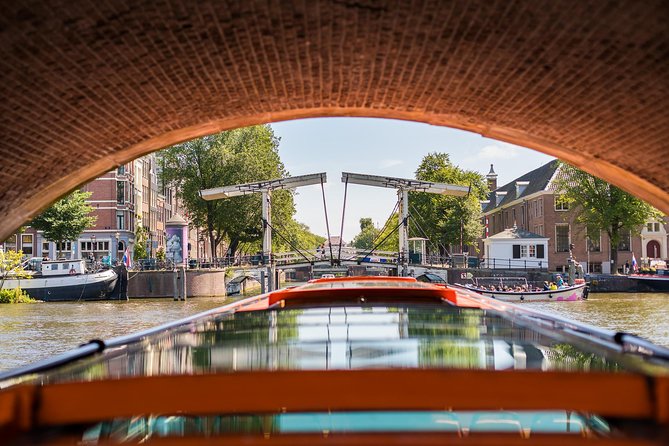 Ripley's Believe It or Not Amsterdam & 1-Hour Canal Cruise - Who This Suits Best (And Who Might Skip)
