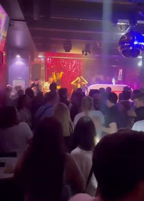 Rockstar for an hour: VIP DJ workshop in a real club - Before the Doors Open: The Free Shot and Bar Meeting Moment