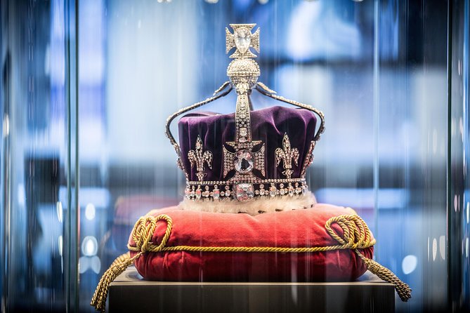 Royal Experience - Private Tour in World's Oldest Diamond Polishing Factory - The Royal 201 cut: what 201 facets changes