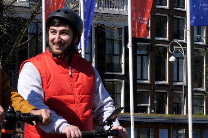 Segway City Tours Amsterdam - Finding the HOH meeting point and settling in