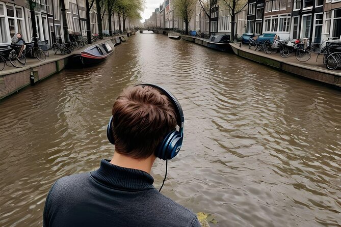 Self-Guided Audio Tour of The Red Light District - Starting at Basilica of Saint Nicholas, then finding your rhythm