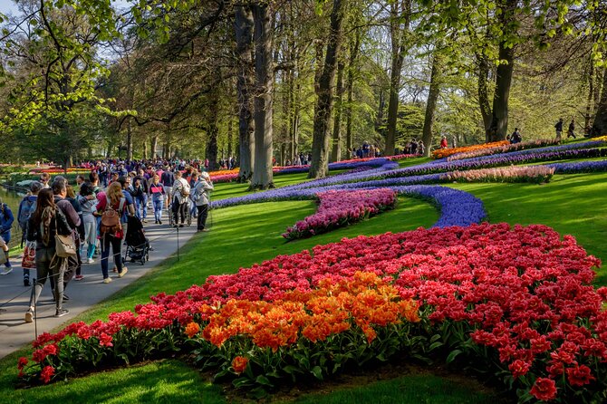 Skip-the-Line Keukenhof Gardens and Tulip Fields Tour from Amsterdam - Price and value: is $639.96 per group actually fair?