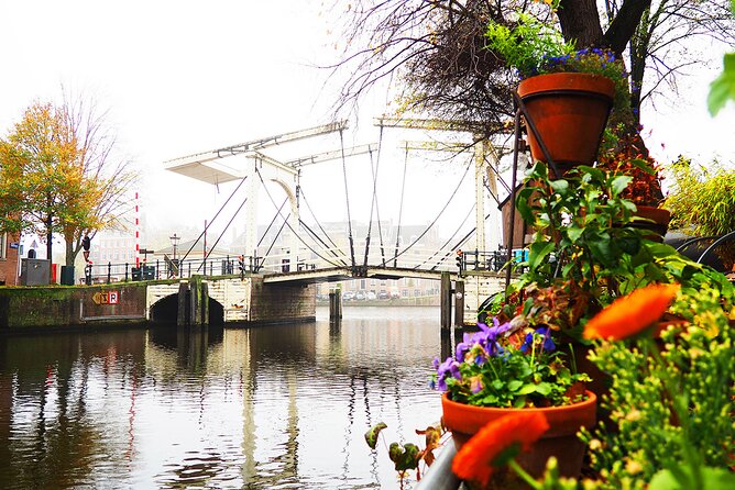 Small Group Hidden Gems Tour in Amsterdam - Spinoza Monument: Philosophy, Exile, and a Community’s Limits