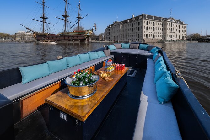 Small-Group Luxury Canal Cruise with Local Skipper - Anne Frank Huis from the water: what you will notice