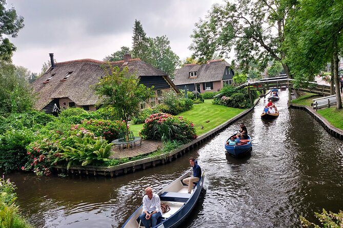 Small-Group Tour to Windmills & Giethoorn with boat tour - Key highlights at a glance