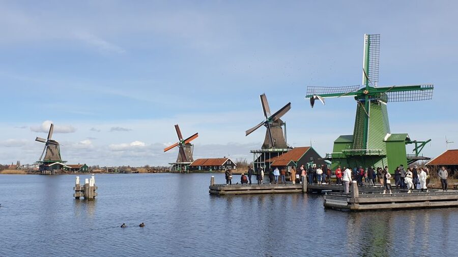 Small Group Zaanse Schans & Volendam Tour w/ Hotel Pick up - FAQ