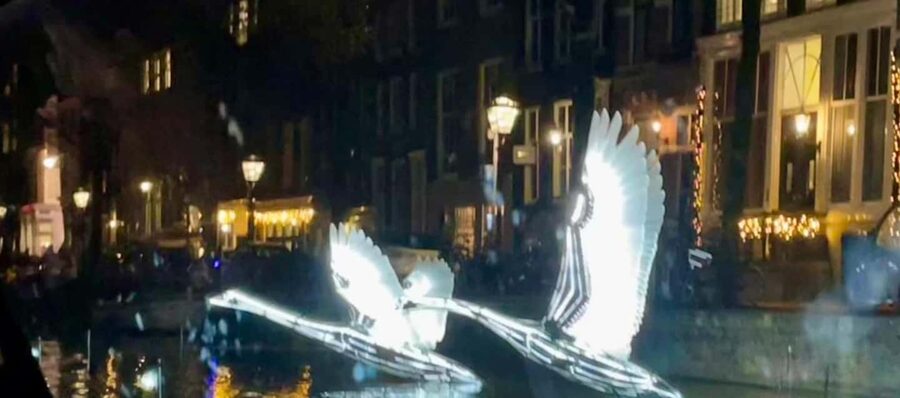 Smoke & Boat Amsterdam - The Official 420 Canal Cruise - Quick hits before you go