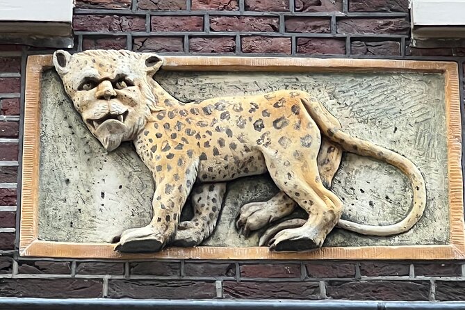 The Red Light District Now & during the Dutch Golden Age - Int Aepjen: sailors, VOC ships, and the human cost of trade