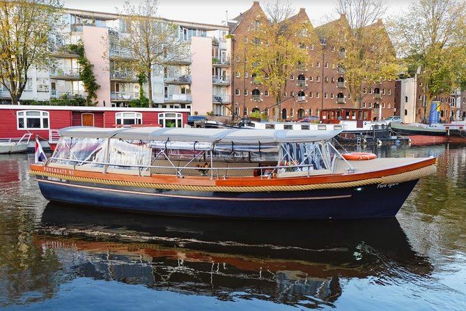The Ultimate Amsterdam Canal Cruise - 2hr - Small Group with Drinks & Snacks - Unlimited drinks and snack platter: why it changes the vibe