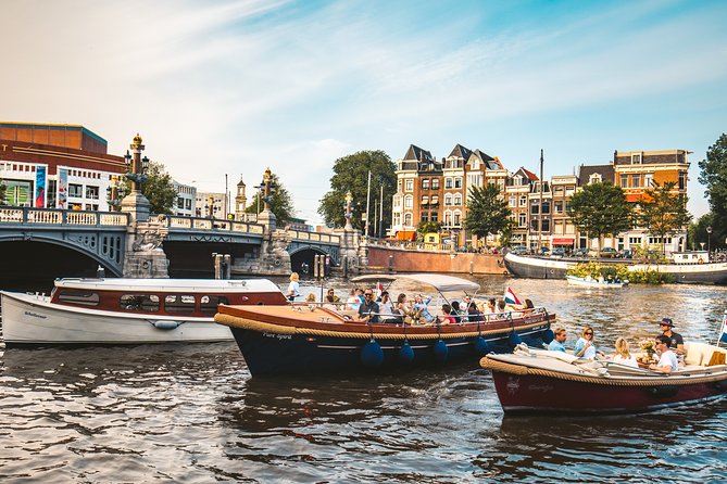 The Ultimate Amsterdam Canal Cruise - 2hr - Small Group with Drinks & Snacks - Small-group comfort on a premium boat, not a packed cattle car