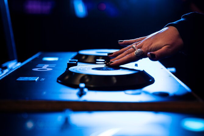 Ticket: Our House - Immersive Experience - Laser shoes and music tools: the participation that makes it worth your time