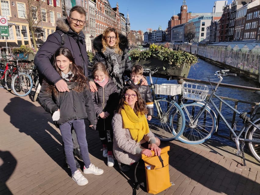 Tour of the historical center of Amsterdam in Italian - Who should book this Italian historical-center walk
