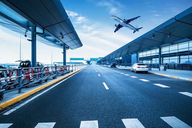 Transfer: Amsterdam City Center to Airport Schiphol (AMS) - Meeting the Driver, Waiting Time, and How Not to Get Flustered