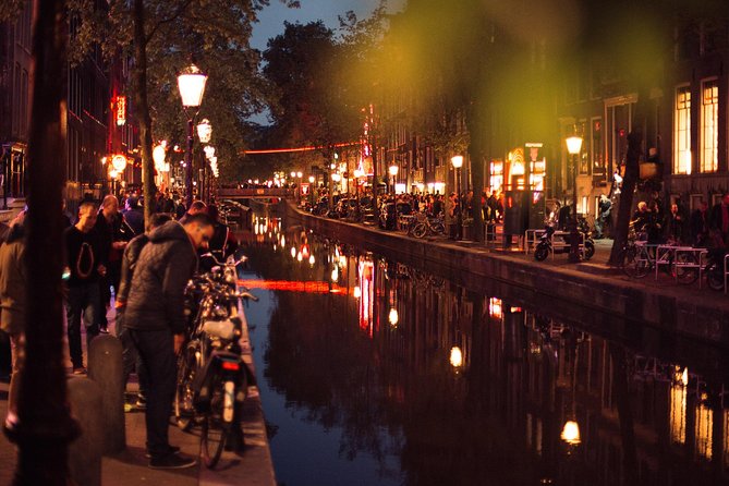 Treasures of Amsterdam: Coffeeshops & Red Light District Private Tour - Timing, weather, and getting the most from your walk