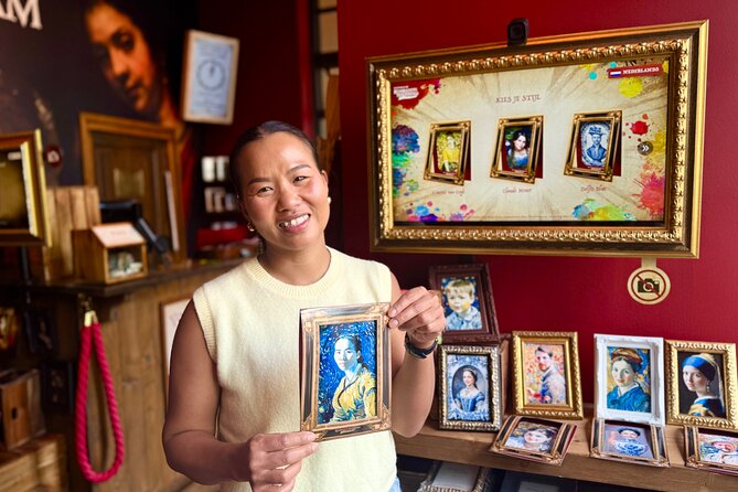 Van Gogh or Rembrandt AI Portrait Photo Souvenir - Key facts before you go