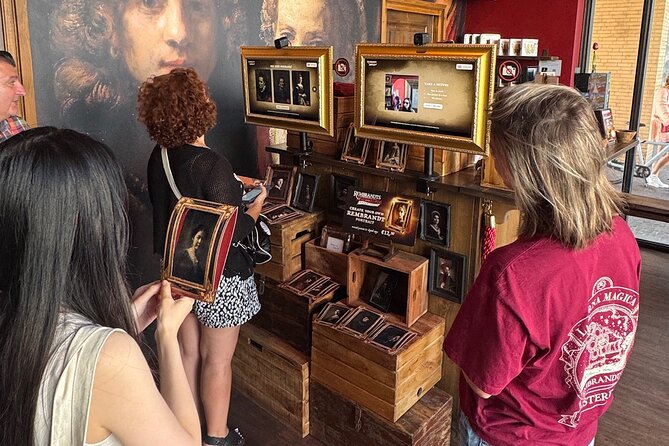 Van Gogh or Rembrandt AI Portrait Photo Souvenir - What makes this AI portrait souvenir worth your time