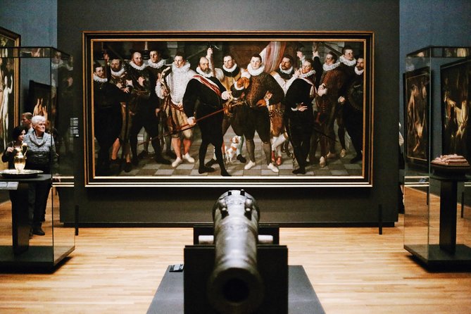 Van Gogh & Rijksmuseum w/ Reserved Entry Semi-Private 8ppl Max - Small-group touring: hearing the guide in crowded galleries