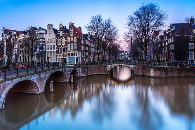 VIP Amsterdam Airport Departure Transfer - Price and Value: What $76.25 Per Person Gets You