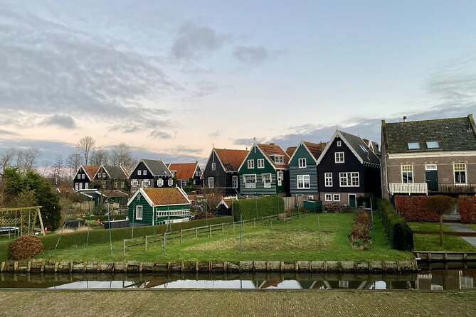 Volendam: E-bike rental with suggested countryside- and fisherman village route - Who this e-bike route is best for, and who should think twice