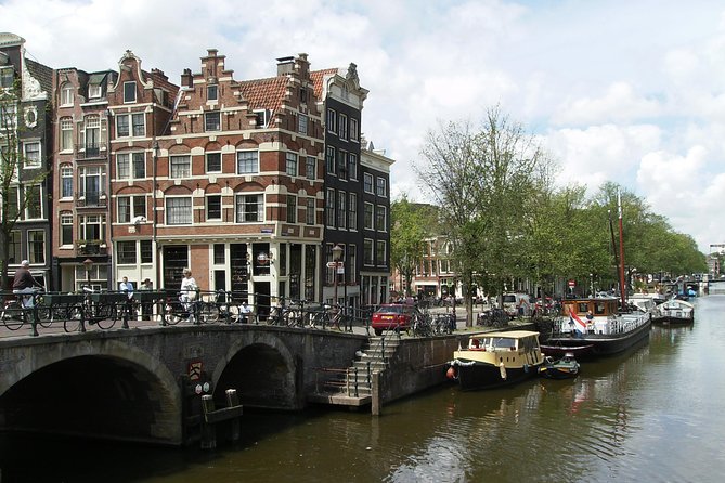Walking tour of 2 hours of the highlights of Amsterdam - Hotel pickup and mobile tickets, so you spend less time hunting and more time walking