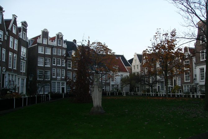 Walking tour of 2 hours of the highlights of Amsterdam - The notorious alleys: you choose discomfort level