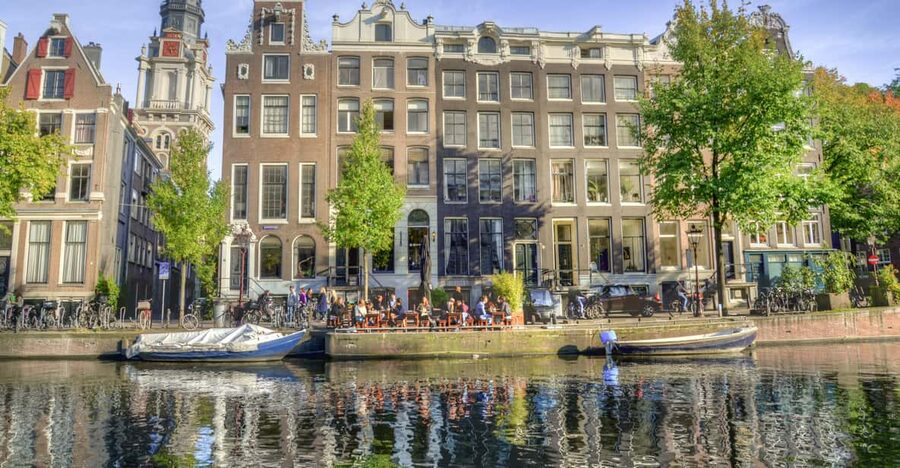 Your Own Amsterdam. The Old Side - A local bar pass-by: Amsterdam’s social glue