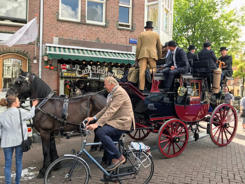 Your Own Amsterdam. The Old Side - Rembrandt House pass-by: art life as a city theme