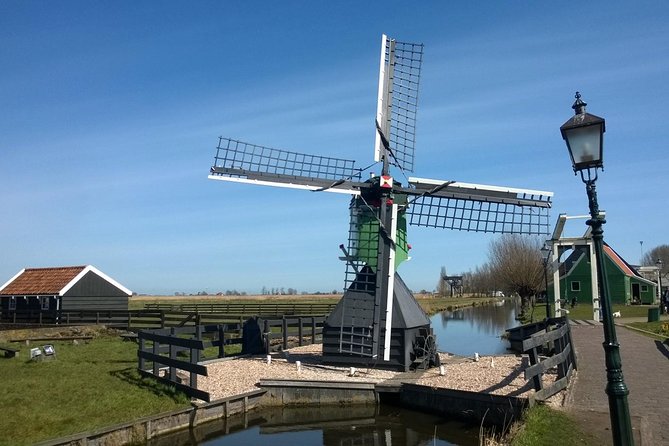 Zaanse Schans 3-Hour Private Tour from central Amsterdam, Airport or Port - Clogs at Kooijman Souvenirs and Clogs: Watch, Learn, Shop