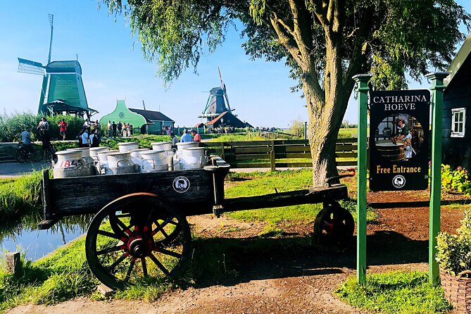 Zaanse Schans and Giethoorn Small-Group Tour with Hotel Pick-Up - Cheese at Catharina Hoeve: Gouda Tasting Without the Guesswork