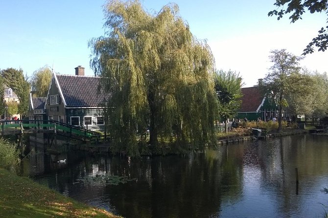 Zaanse Schans and Volendam Private Tour from Amsterdam - Should You Book This Zaanse Schans and Volendam Private Tour?