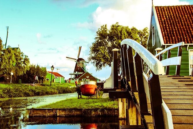 Zaanse Schans Edam Volendam Private Day Tour from Amsterdam - Vehicle Comfort Options: Comfort, Luxury, or Minivan