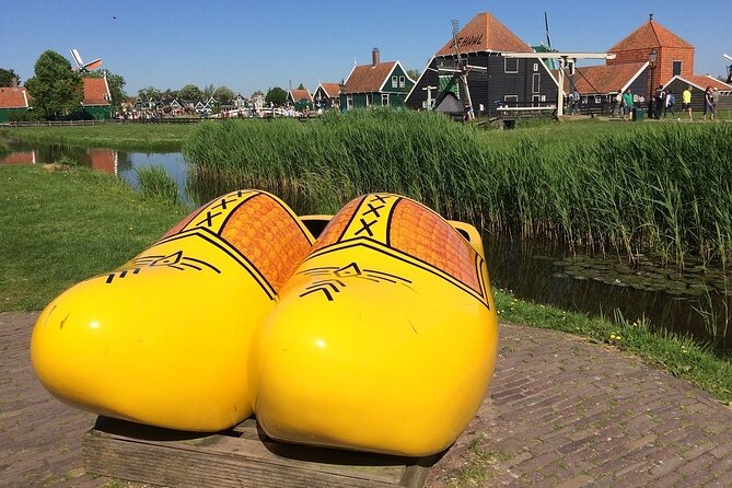 Zaanse Schans Private Tour Windmills - Where the extras fit in: windmill entrance tickets and optional boattour