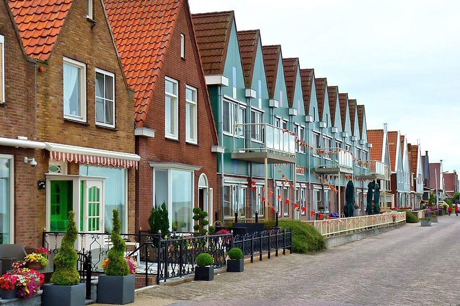 Zaanse Schans, Volendam & Edam: Private tour (Max 3 per) - Price and value: what $180.62 per person buys you