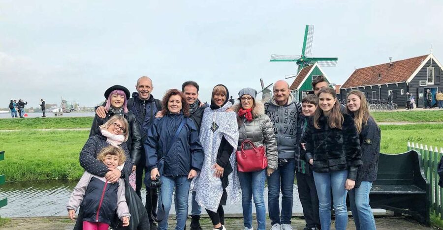 Zaanse Schans Windmills 4-Hour Tour in Italian - Zaanse Schans windmills and green houses: what you actually get to see