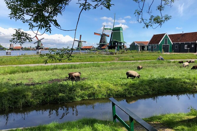 Zaanse Schans Windmills and Volendam Small-Group Tour from Amsterdam - Zaanse Schans windmills, the part most people come for