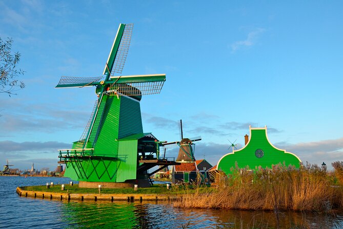 Zaanse Schans Windmills, Cheese and Volendam Tour from Amsterdam - Meeting Point and the Easiest Start From Amsterdam