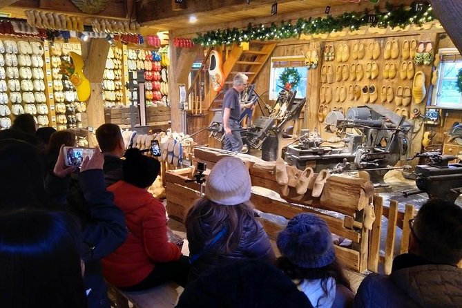 Zaanse Schans Windmills, Clogs and Dutch Cheese Small-Group Tour from Amsterdam - Zaanse Schans at the center of the story (2 hours 30 minutes on site)